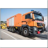 Innotrans 2016 - Uestra Werkstattwagen.jpg